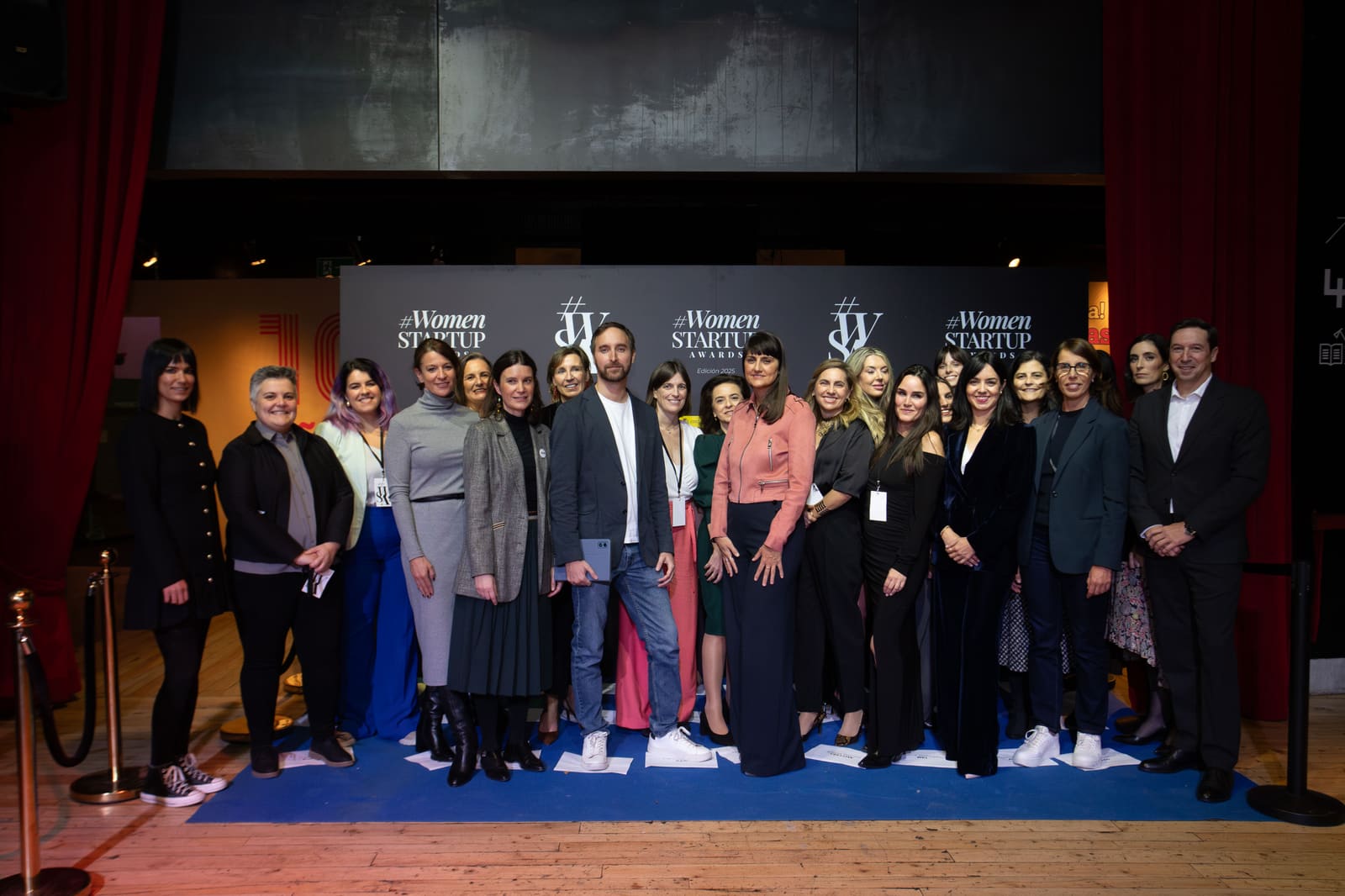 Equipo, jurado y finalistas en la gala WSA25